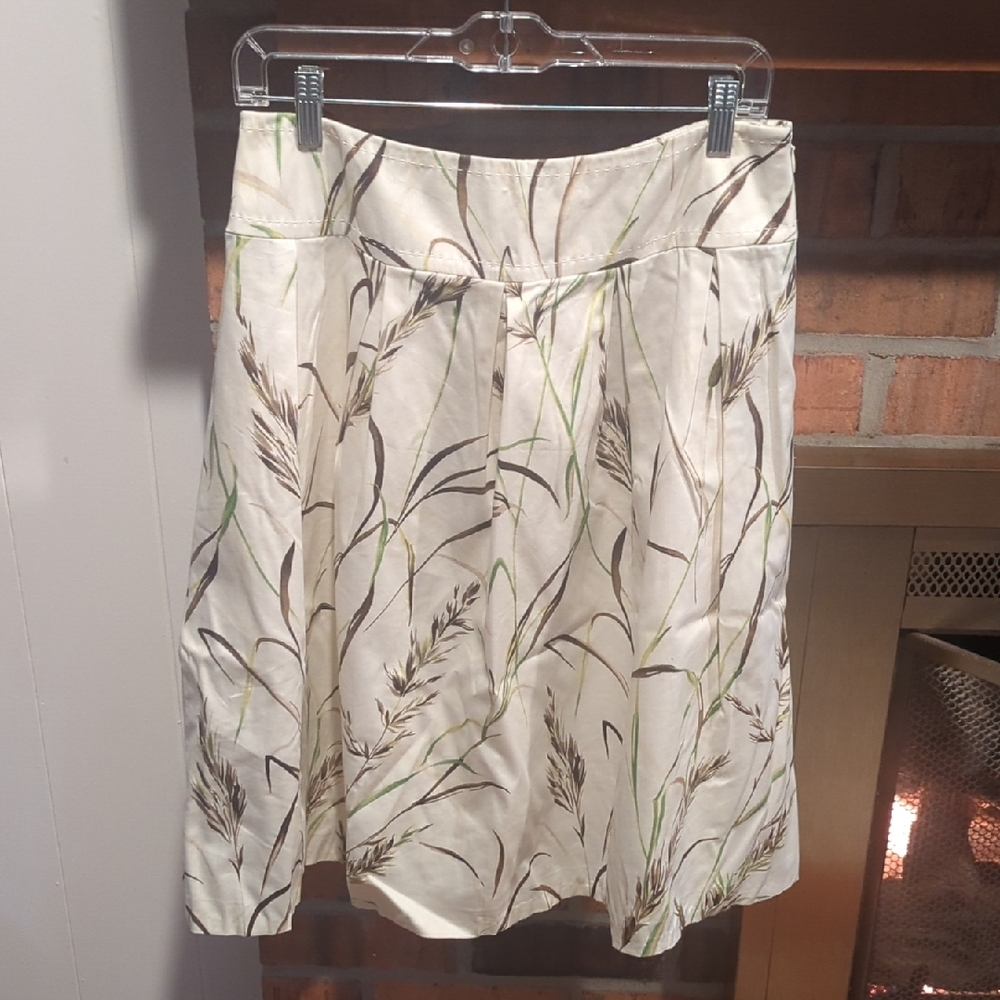 Per Se Cream and Green A-Line Skirt
